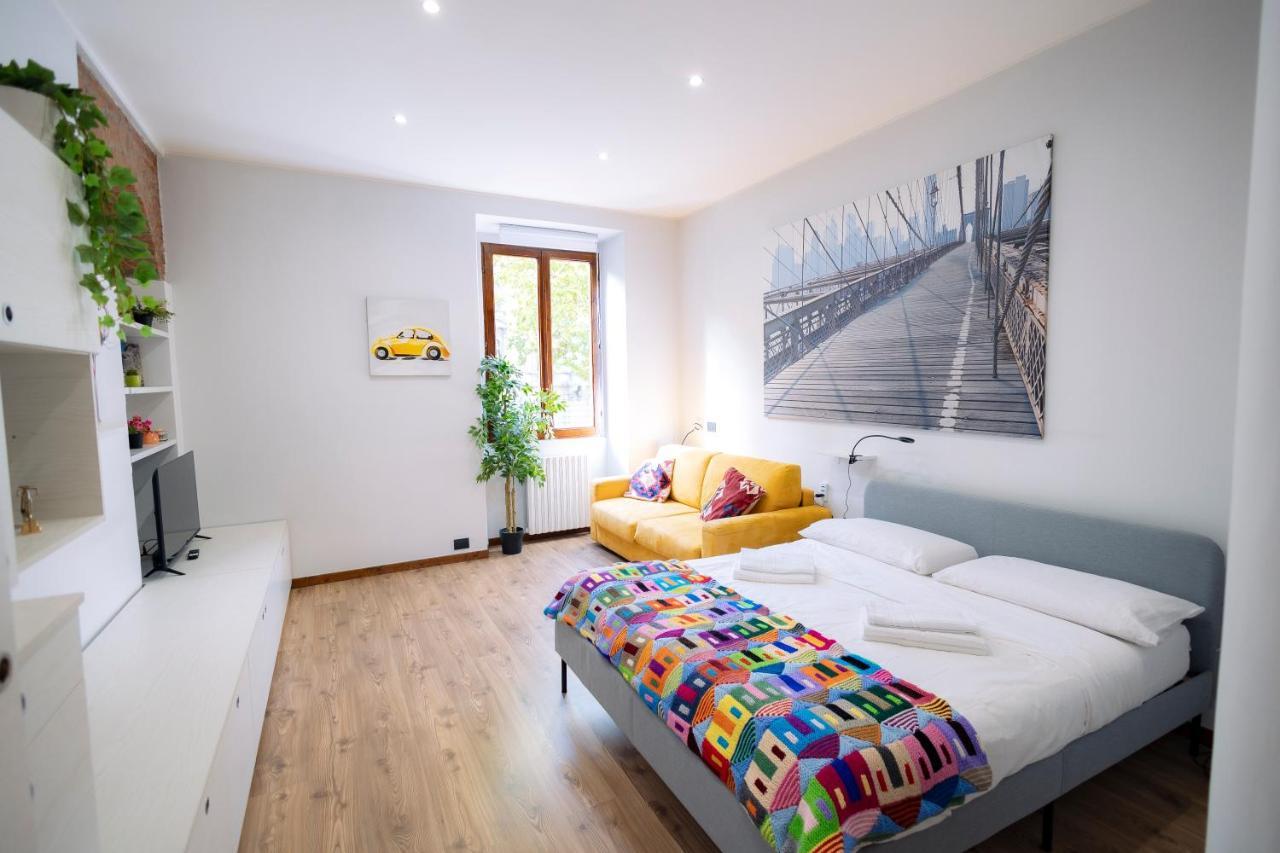 The Red Bricks - San Babila Area Appartement *