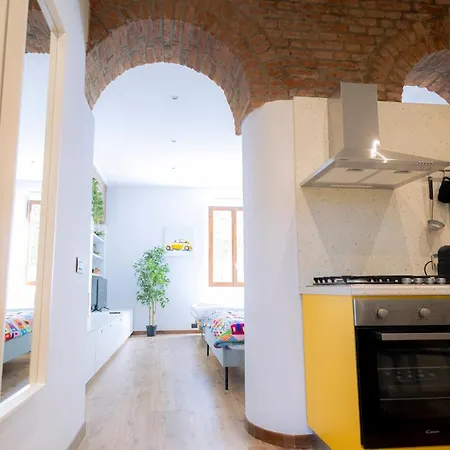 The Red Bricks Home - San Babila Area Milan Exterior photo